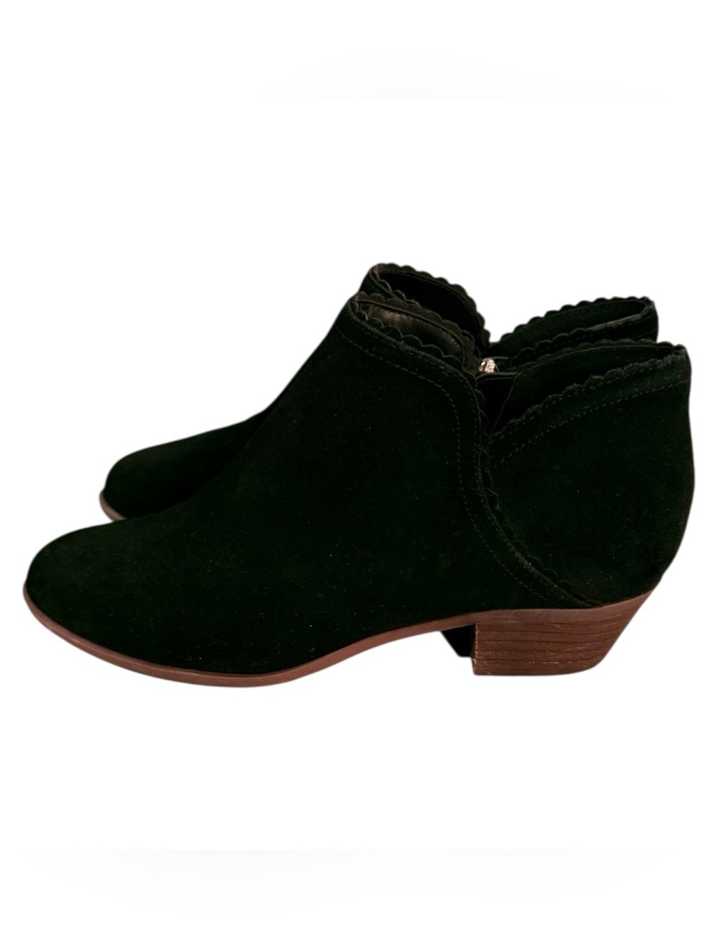 Crown & Ivy Keegan Black Suede Scalloped Ankle Booties — Size 8.5M